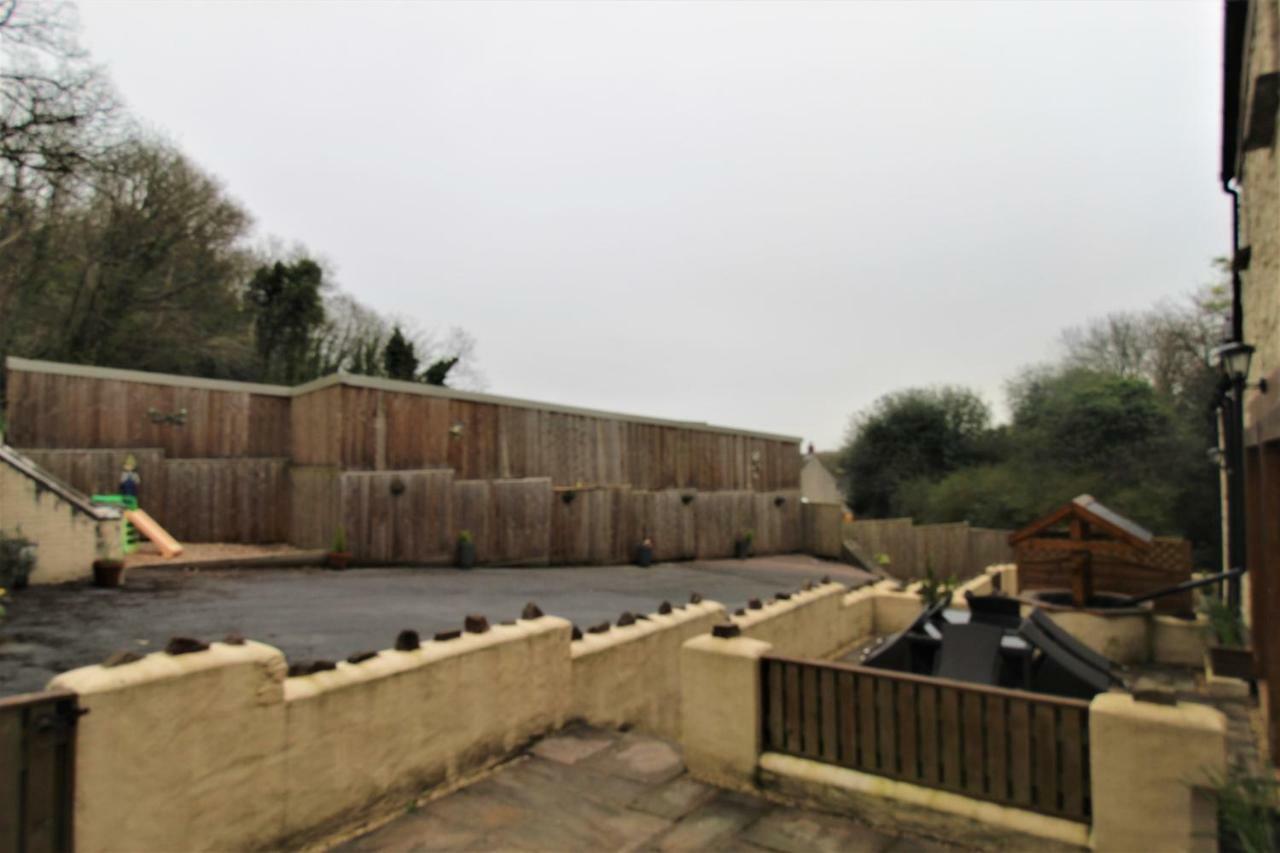 Fletcher Coach House Pendine Extérieur photo
